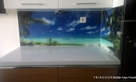 Mutfak tezgah sırt kaplaması Triadoor. Binlerce resim seçeneğiyle mutfaklarınıza derinlik katan yepyeni bir üründür.